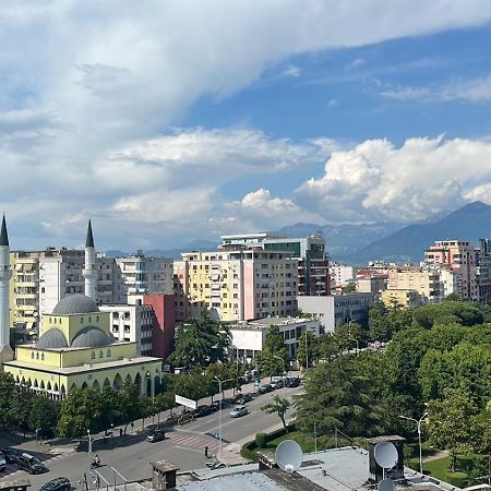 Amy'S Luxury Appartment Shkodër Екстериор снимка