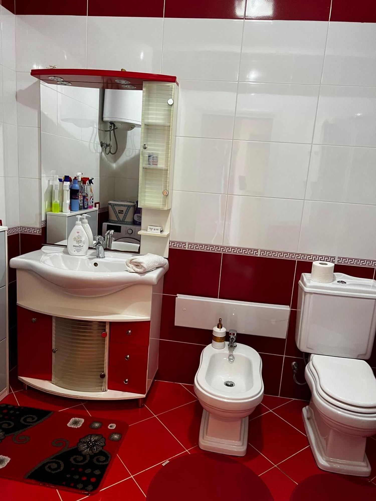 Amy'S Luxury Appartment Shkodër Екстериор снимка