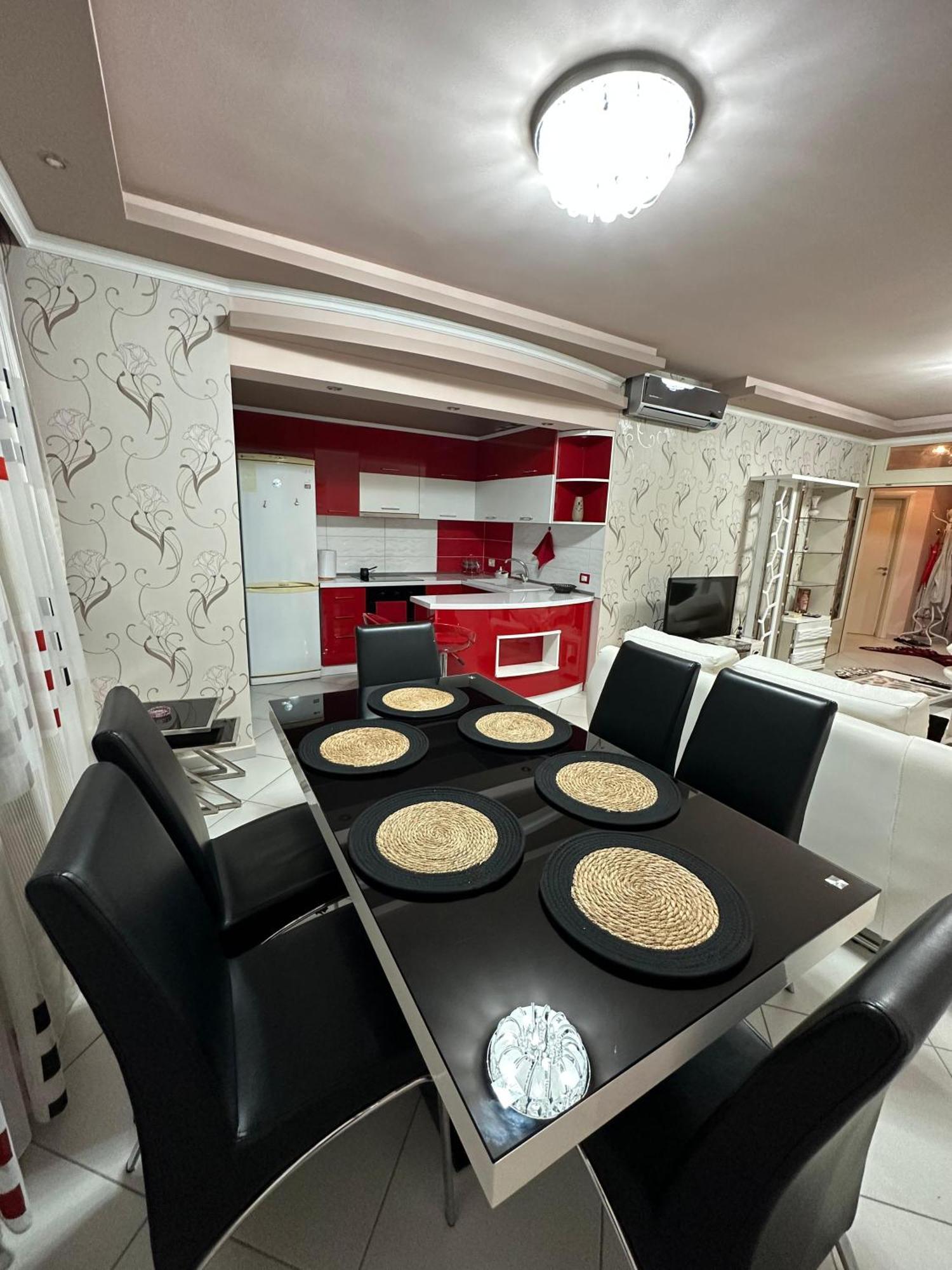Amy'S Luxury Appartment Shkodër Стая снимка