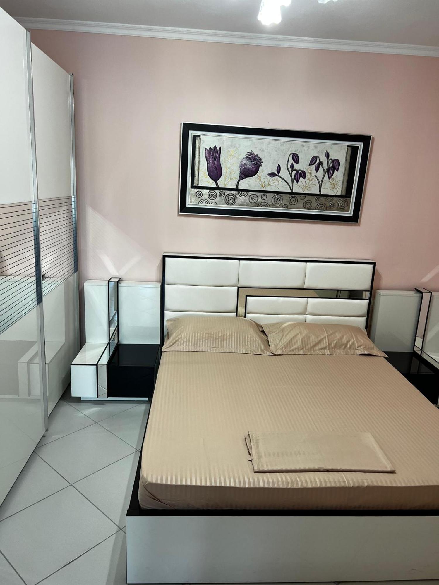 Amy'S Luxury Appartment Shkodër Екстериор снимка