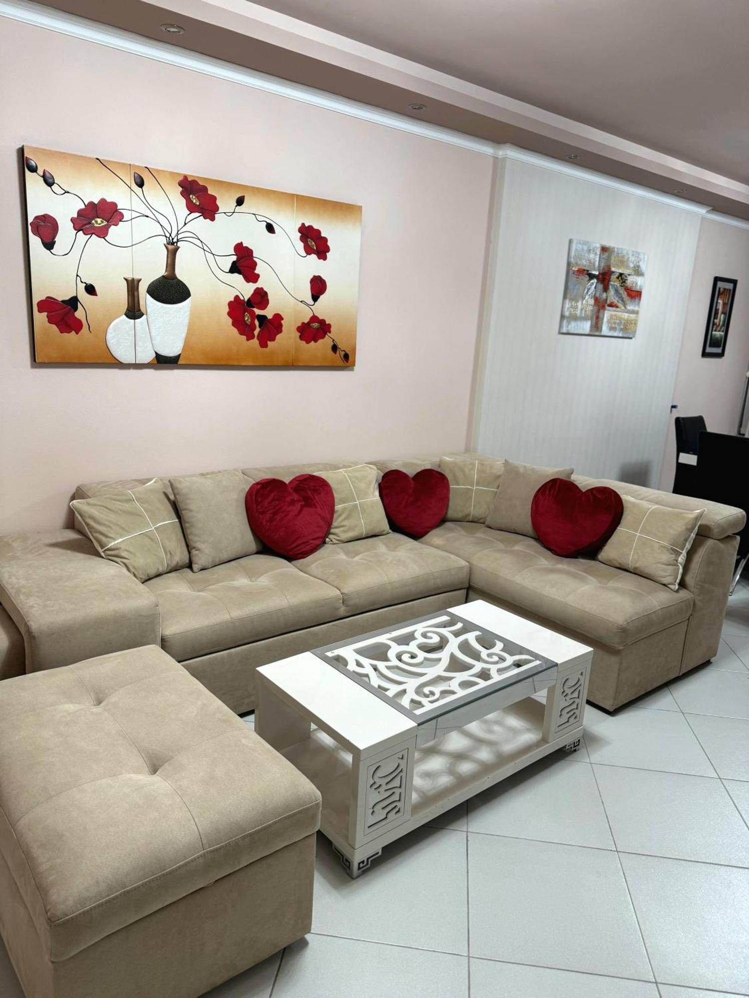 Amy'S Luxury Appartment Shkodër Екстериор снимка