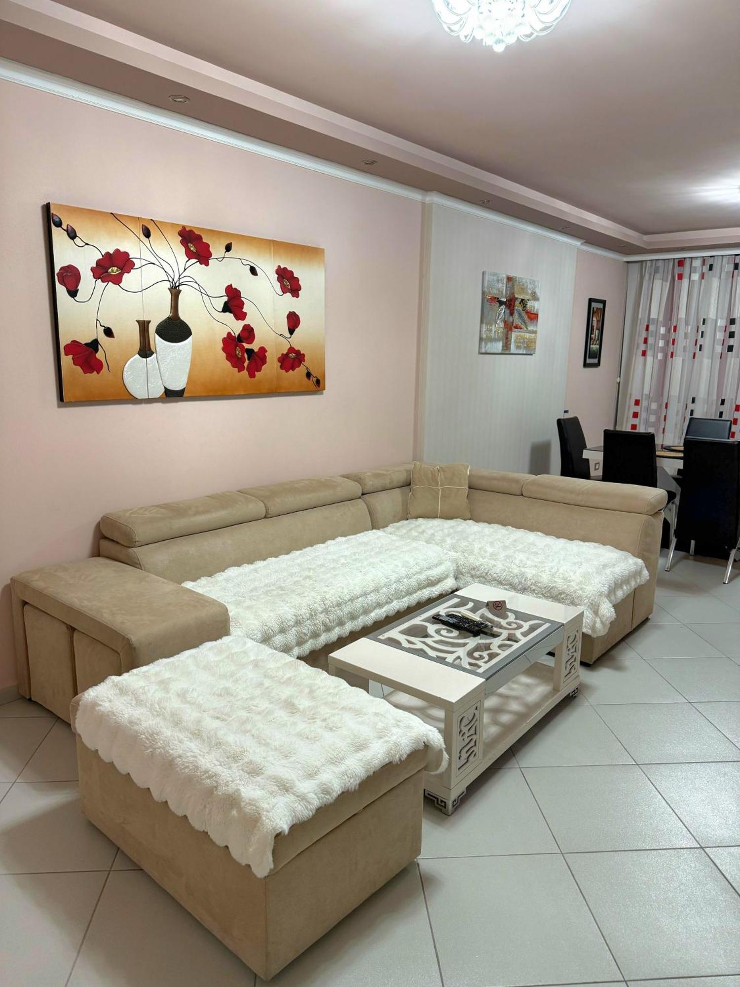 Amy'S Luxury Appartment Shkodër Екстериор снимка