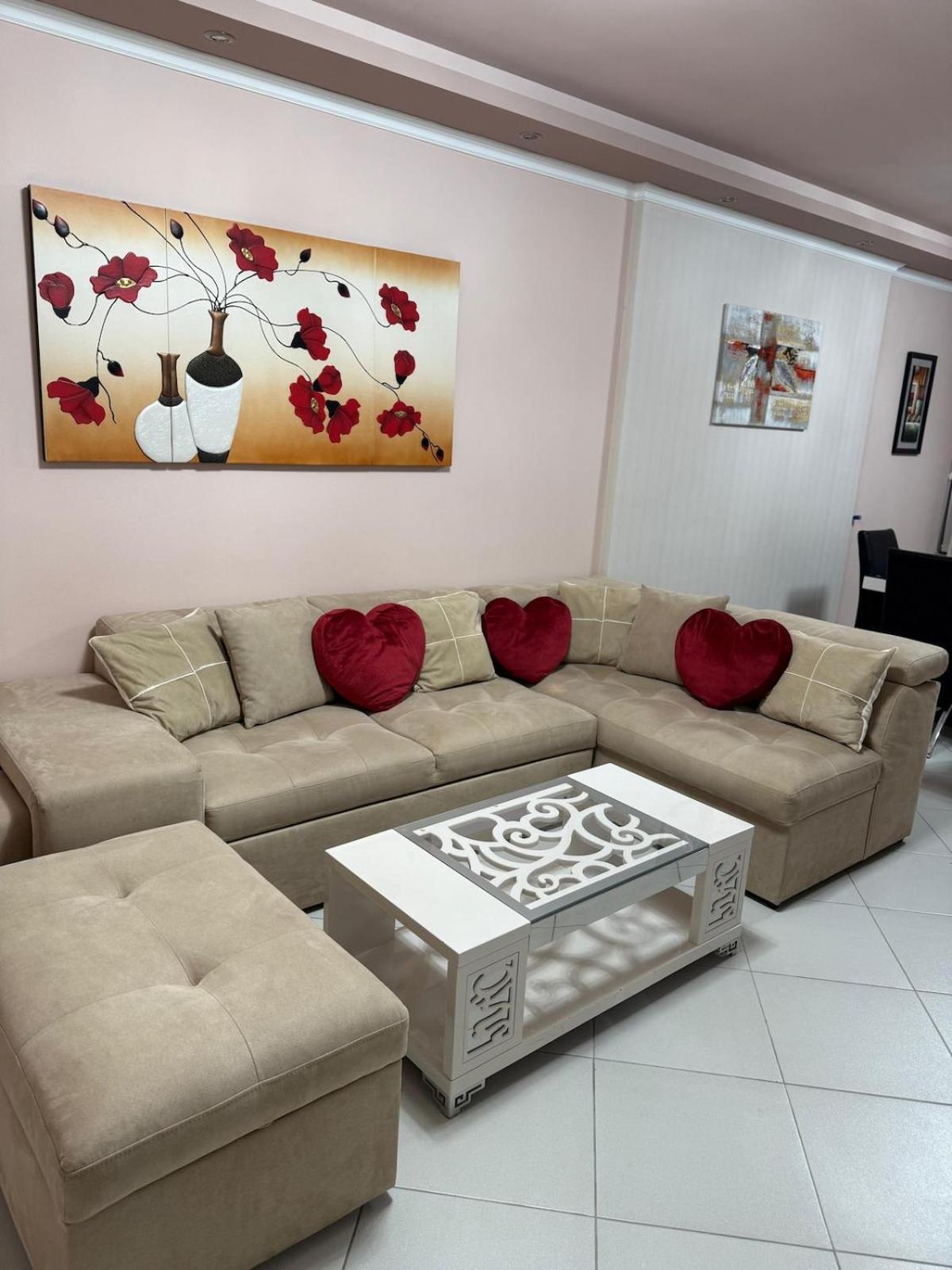 Amy'S Luxury Appartment Shkodër Екстериор снимка