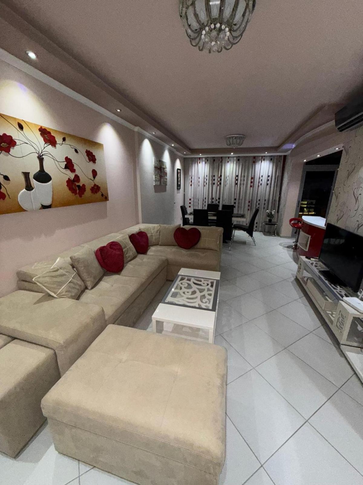 Amy'S Luxury Appartment Shkodër Екстериор снимка