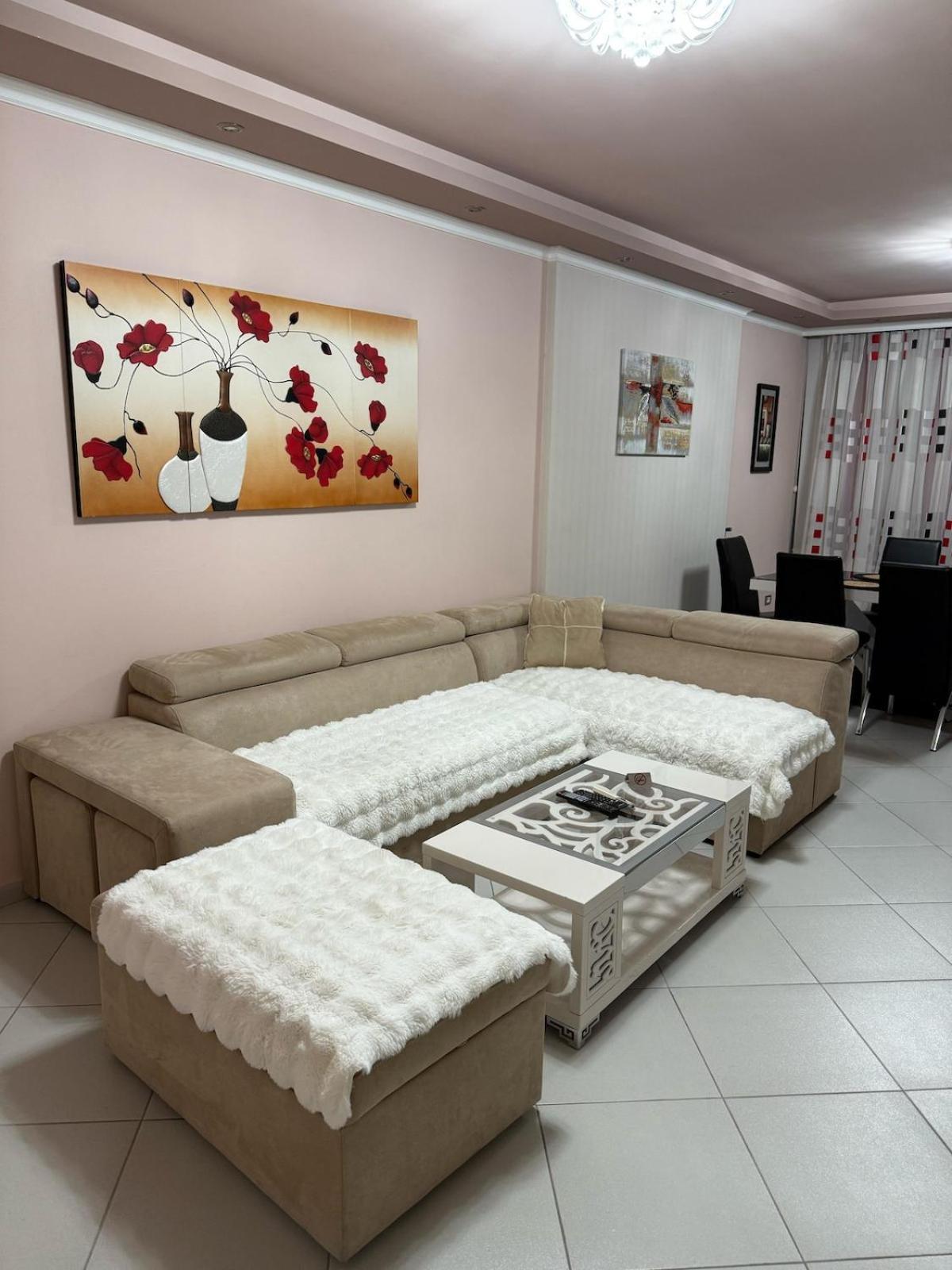 Amy'S Luxury Appartment Shkodër Екстериор снимка