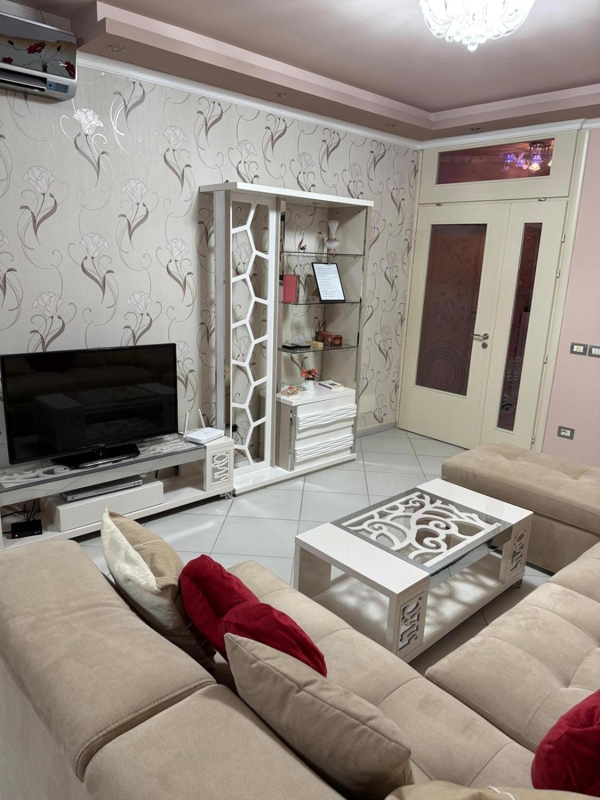 Amy'S Luxury Appartment Shkodër Екстериор снимка