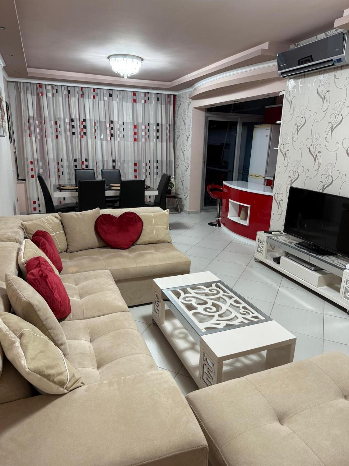Amy'S Luxury Appartment Shkodër Екстериор снимка